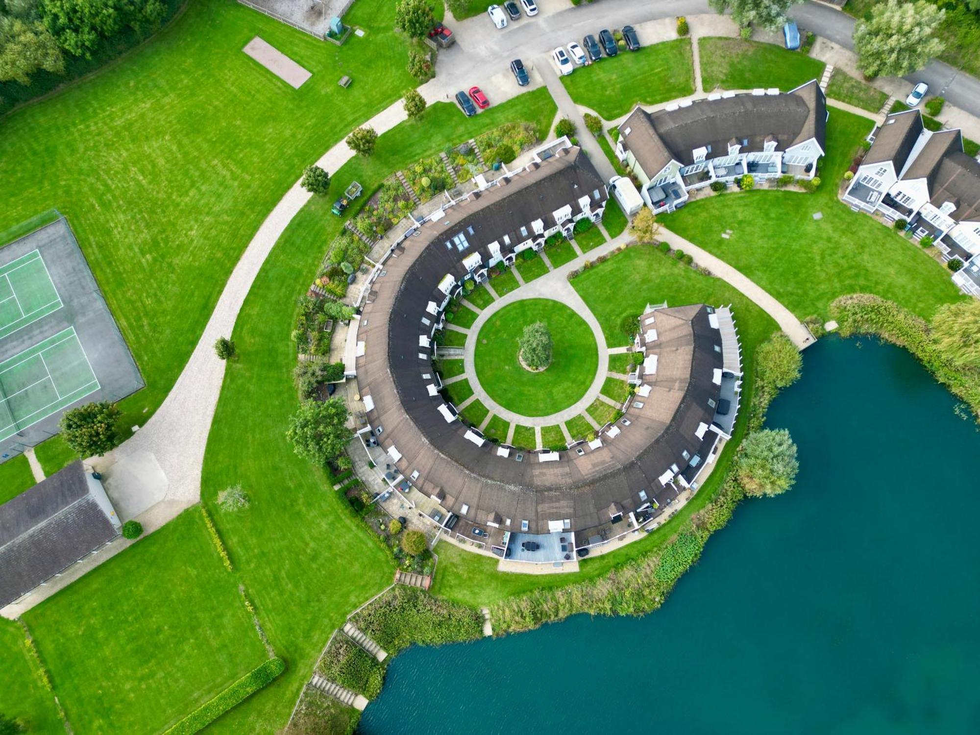 Vila Nyhavn Cirencester Exteriér fotografie